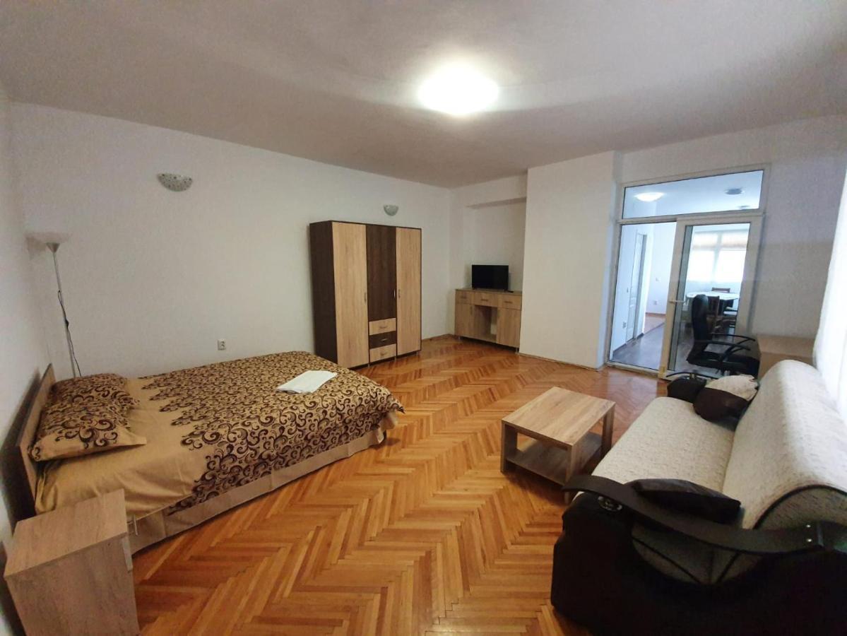 Studio Apartments Alba Iulia Esterno foto