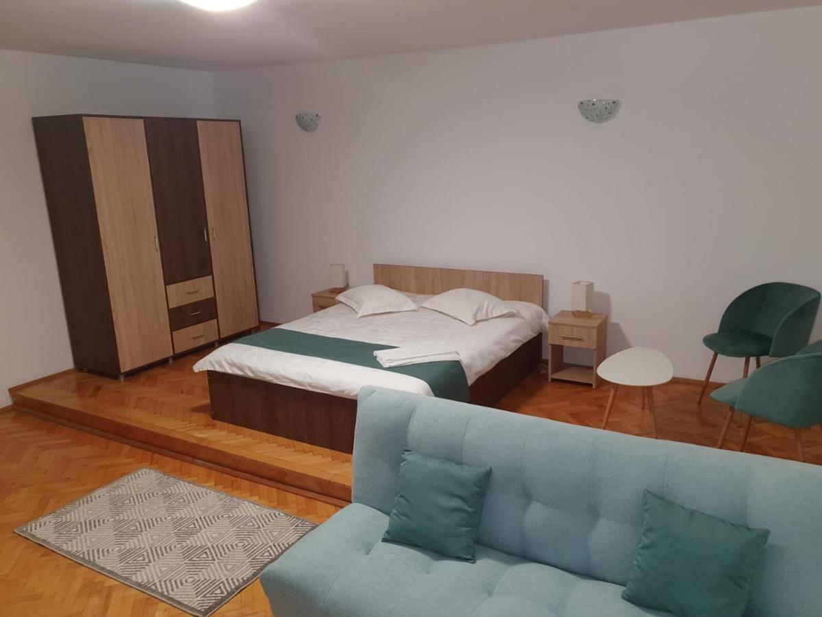 Studio Apartments Alba Iulia Esterno foto