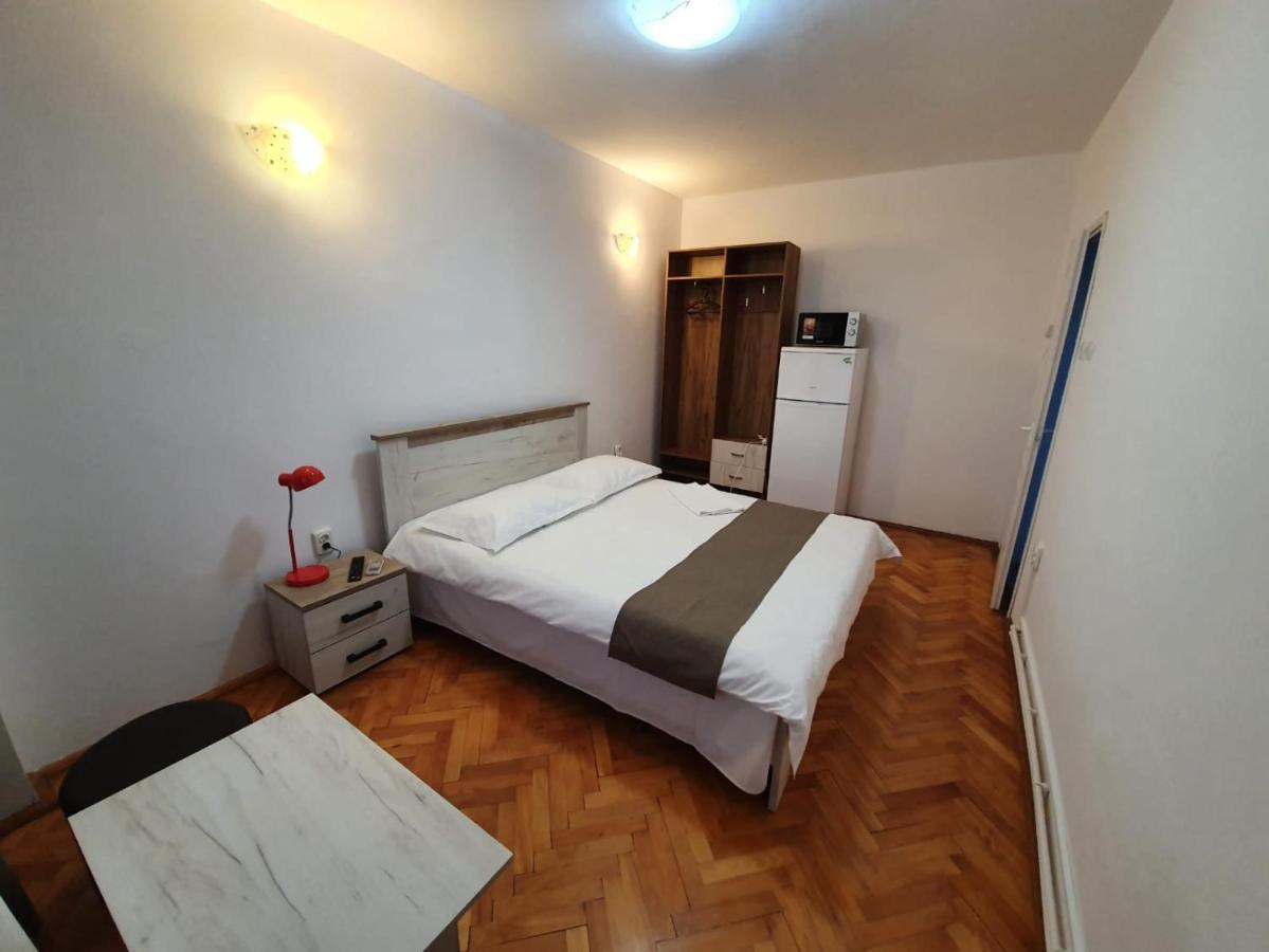 Studio Apartments Alba Iulia Esterno foto